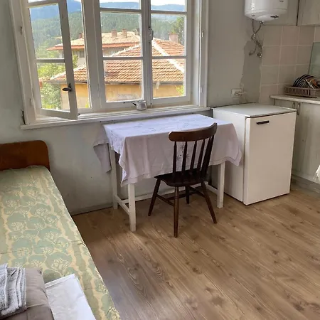 Ваканционна къща Maygarden Authentic Balkan House